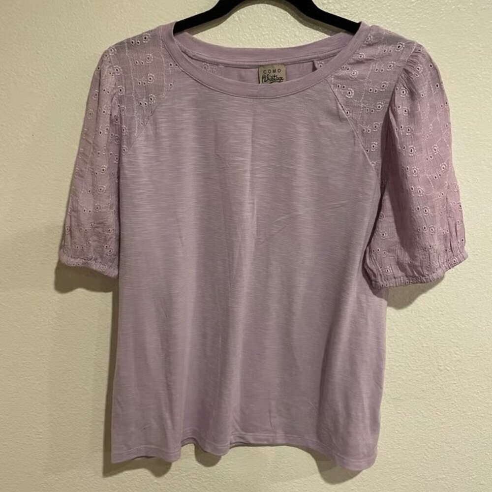 Women’s lavender blouse top with eyelet sleeves, size medium